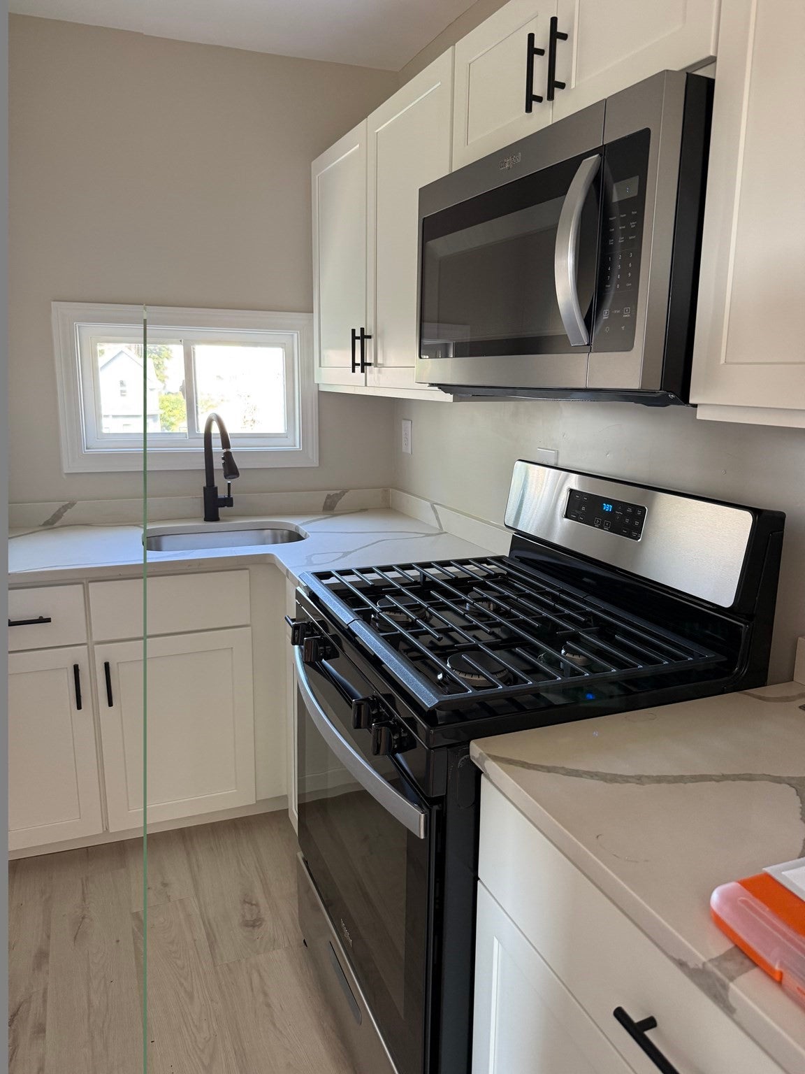 1653 Acushnet Ave #2, New Bedford, MA, 1653 Acushnet Ave #2, New Bedford, MA Photo #4