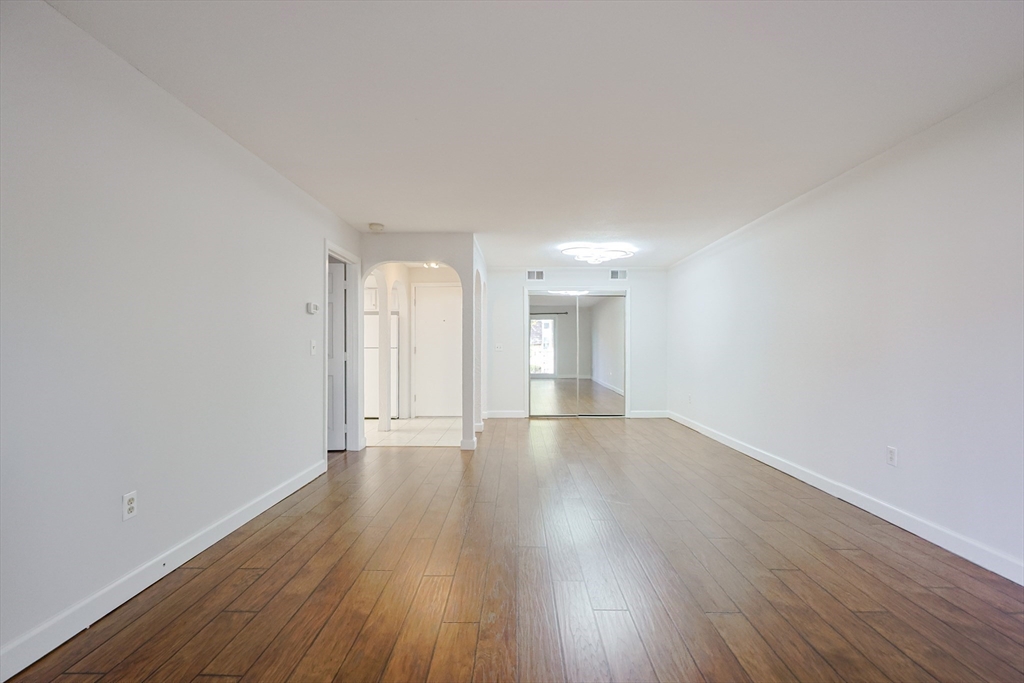 14 Shadowbrook Lane 30