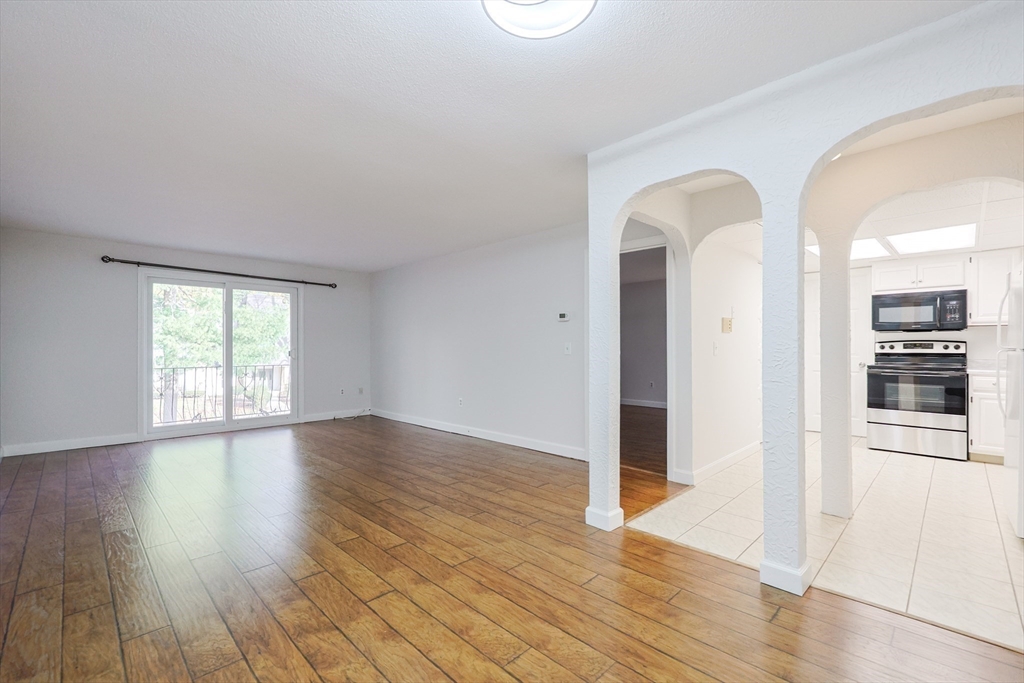 14 Shadowbrook Lane 30