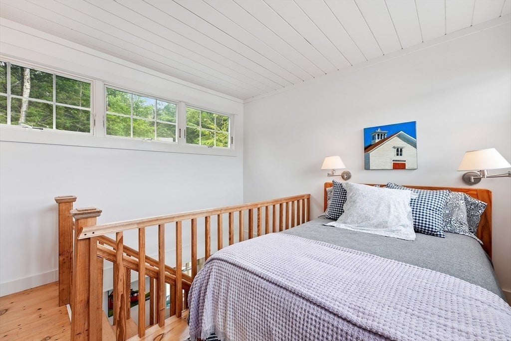 279 Old Pond Rd, Becket, MA Photo #20