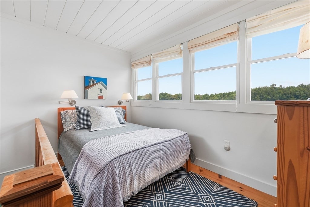 279 Old Pond Rd, Becket, MA Photo #21