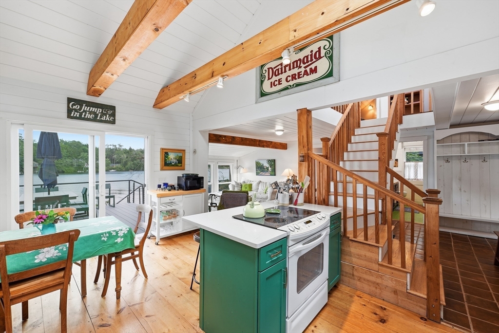 279 Old Pond Rd, Becket, MA Photo #14