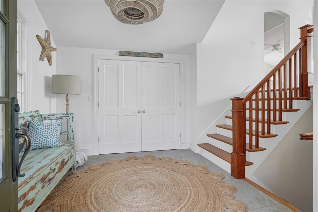 4 Noman's Watch Road