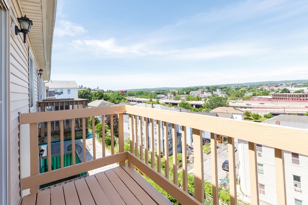 170 Perry Ave 3A