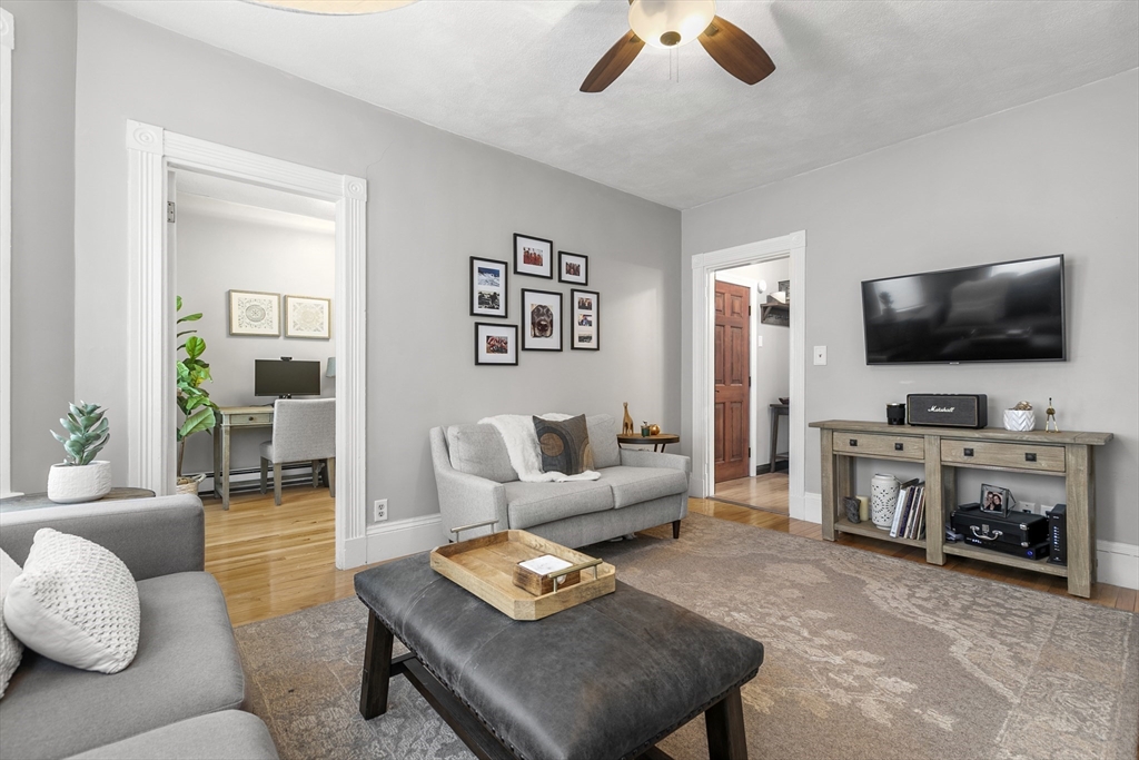 462 E Sixth 2