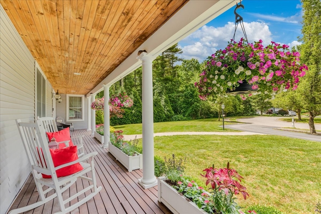 138 Saddleworth Way