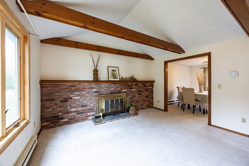 37 Sutton Rd