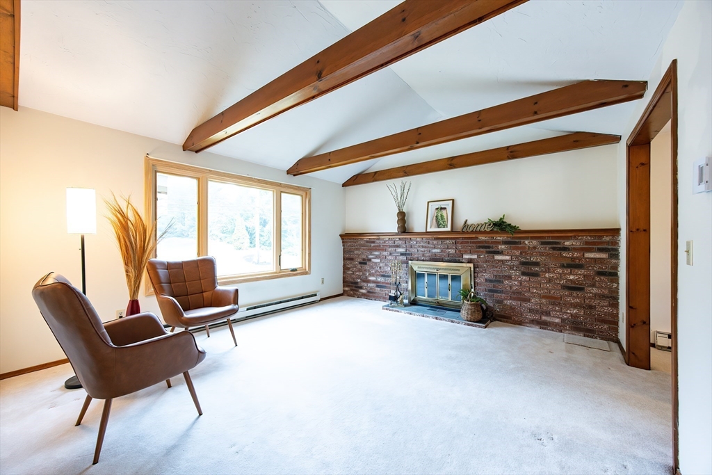 37 Sutton Rd