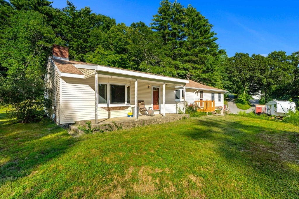 239 Lovers Ln, Haverhill, MA Photo #8