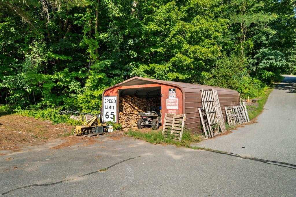 239 Lovers Ln, Haverhill, MA Photo #11