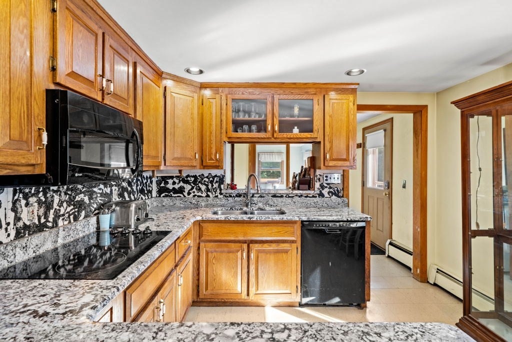 239 Lovers Ln, Haverhill, MA Photo #19