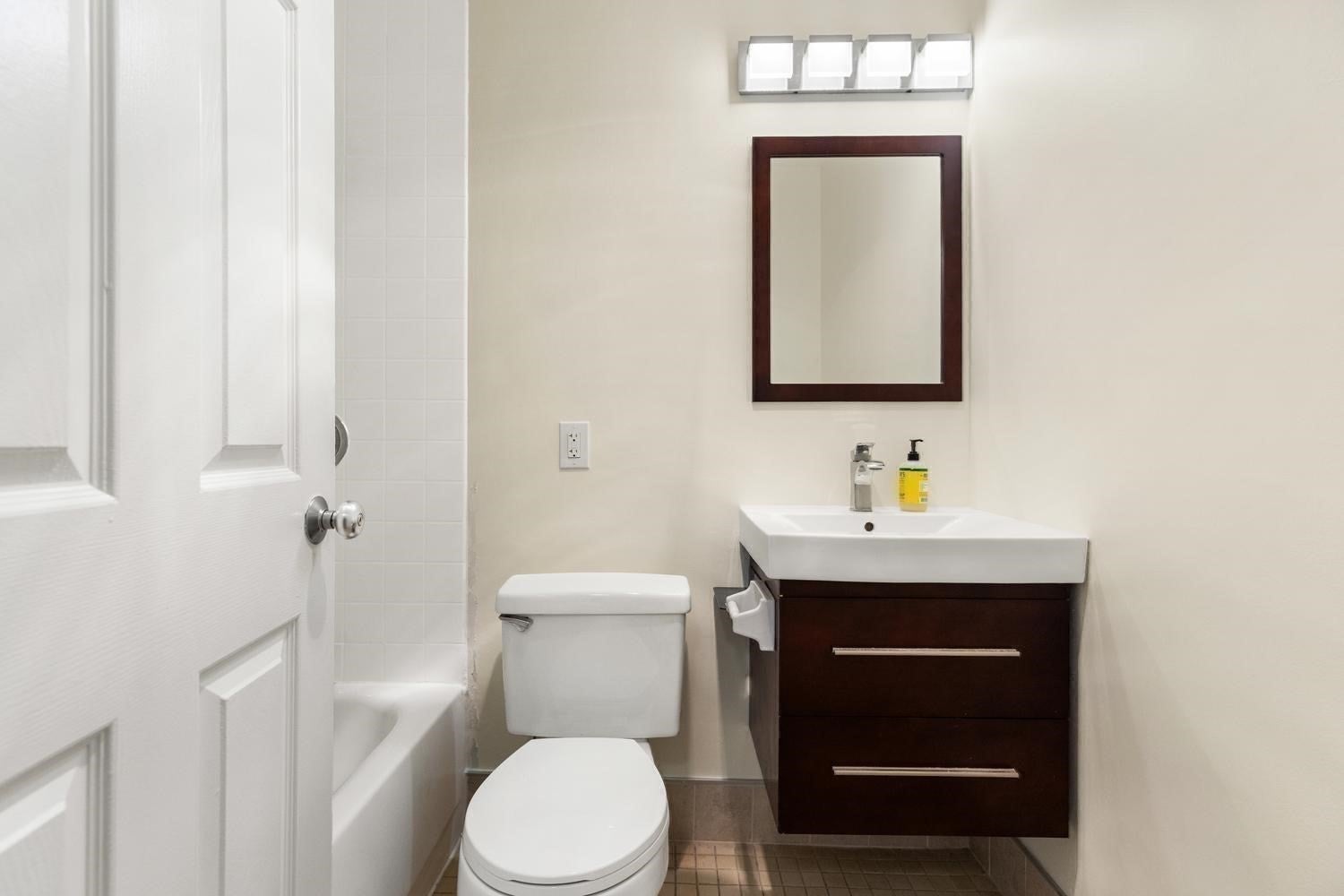 44 Washington St #303, Brookline, MA, 44 Washington St #303, Brookline, MA Photo #10