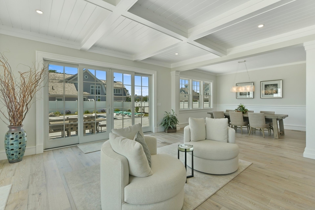 Mashpee, Massachusetts 02649, United States, 6 Bedrooms Bedrooms, ,6 BathroomsBathrooms,Residential,Active,246460