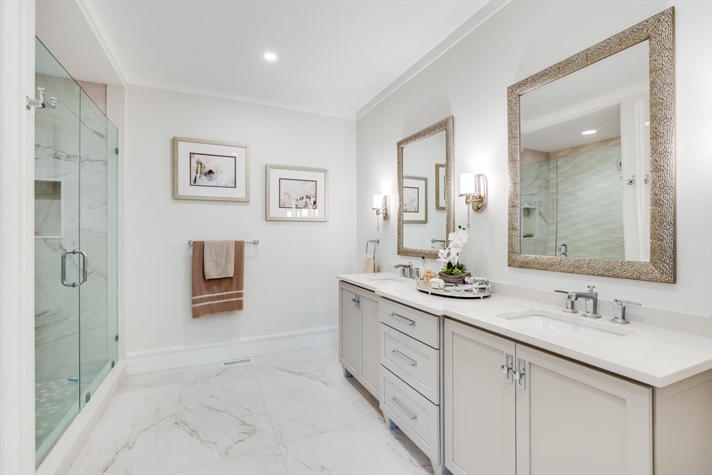 Mashpee, Massachusetts 02649, United States, 6 Bedrooms Bedrooms, ,6 BathroomsBathrooms,Residential,Active,246460