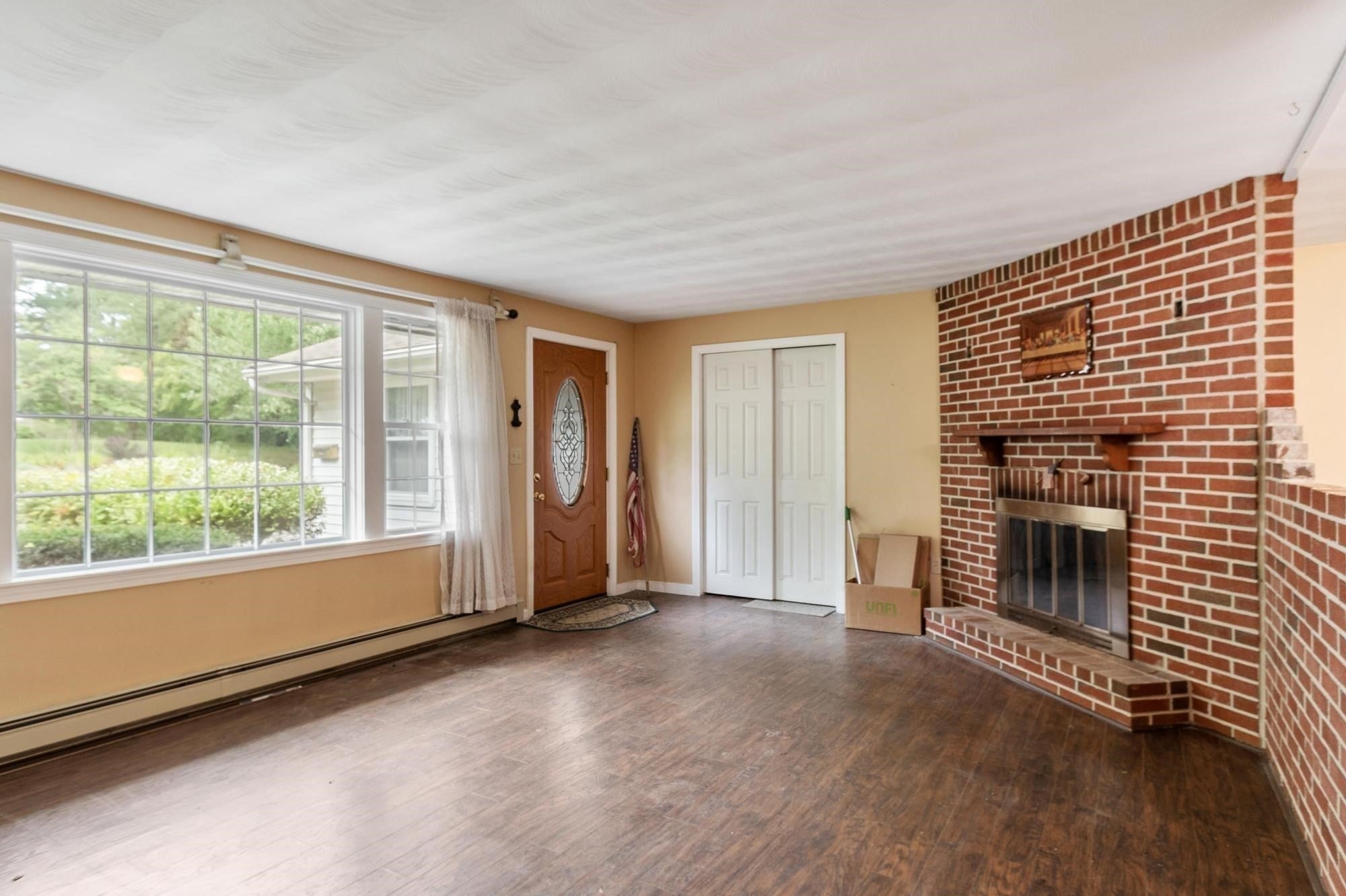 4 Algonquin Rd, Chelmsford, MA, 4 Algonquin Rd, Chelmsford, MA Photo #19