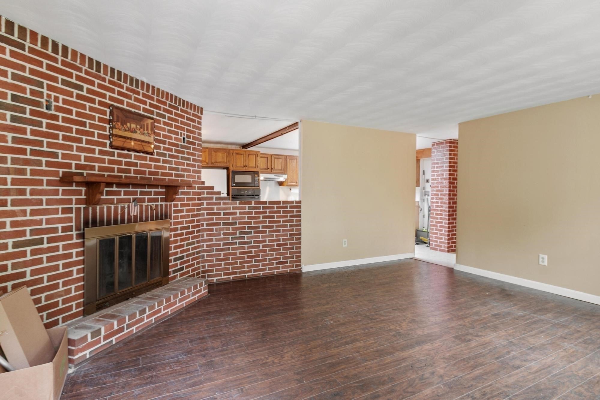 4 Algonquin Rd, Chelmsford, MA, 4 Algonquin Rd, Chelmsford, MA Photo #20