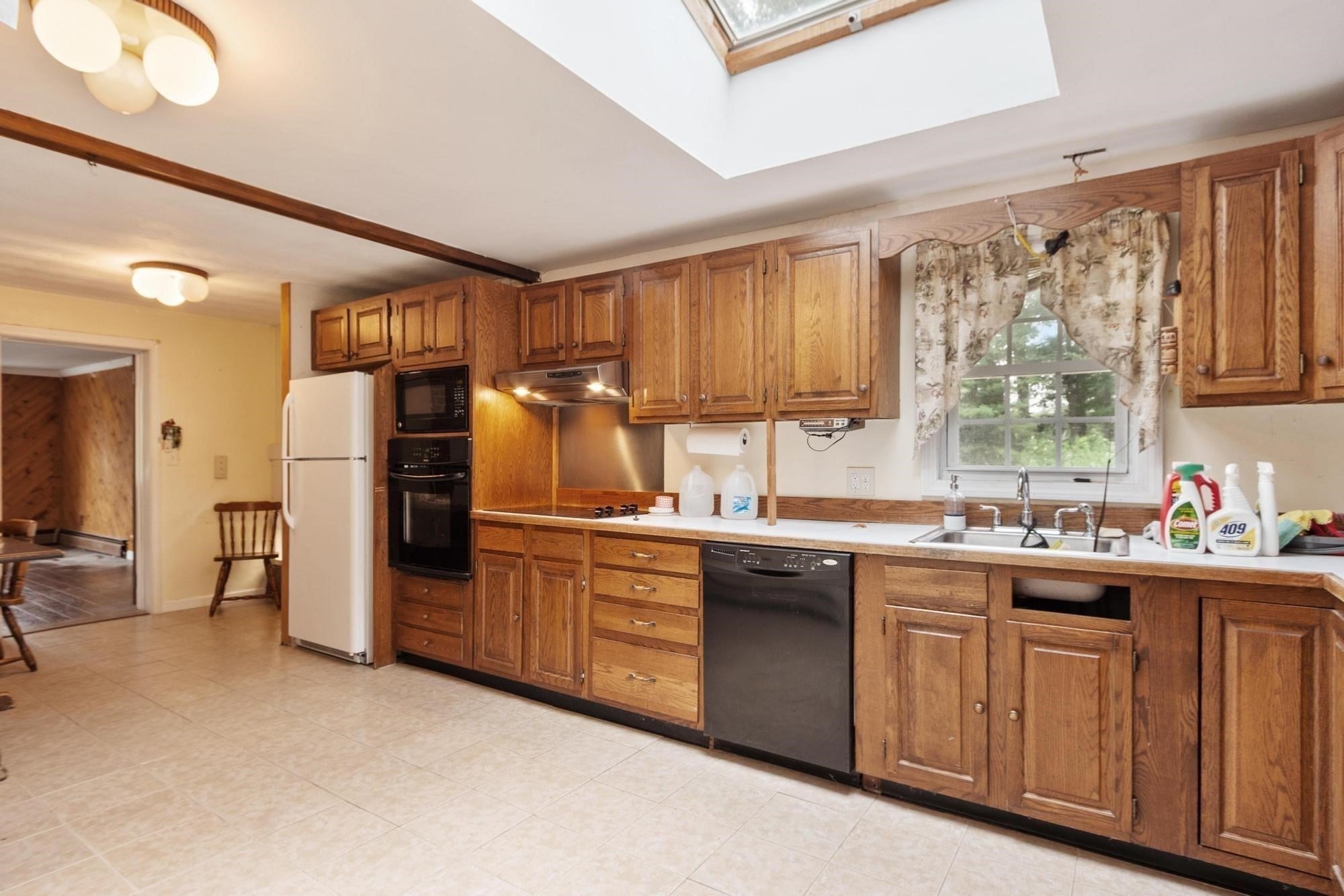 4 Algonquin Rd, Chelmsford, MA, 4 Algonquin Rd, Chelmsford, MA Photo #18