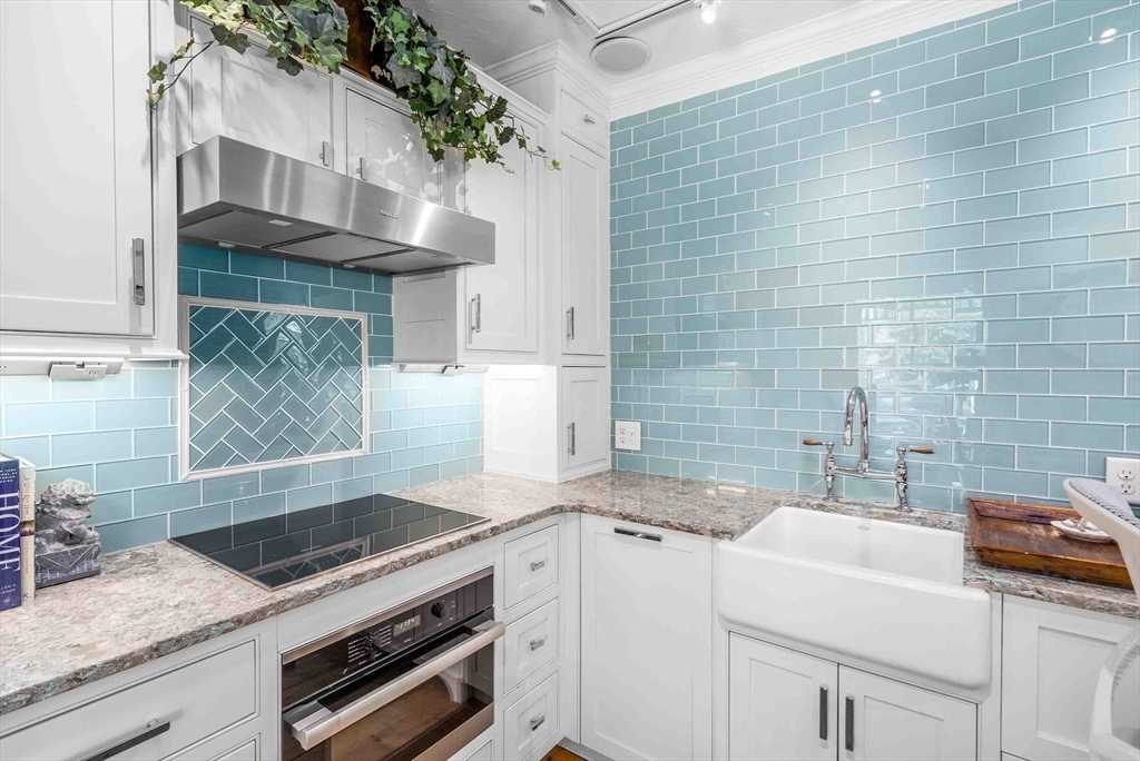 Dennis, Massachusetts 02639, United States, 4 Bedrooms Bedrooms, ,4 BathroomsBathrooms,Residential,Active,140903