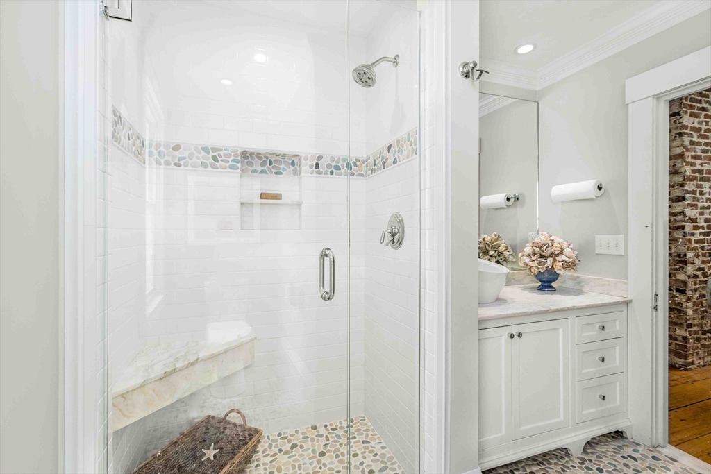 Dennis, Massachusetts 02639, United States, 4 Bedrooms Bedrooms, ,4 BathroomsBathrooms,Residential,Active,140903