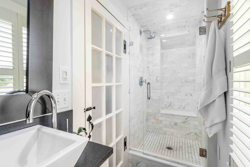 Dennis, Massachusetts 02639, United States, 4 Bedrooms Bedrooms, ,4 BathroomsBathrooms,Residential,Active,140903