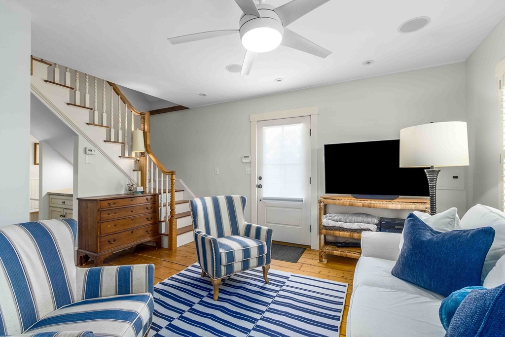 Dennis, Massachusetts 02639, United States, 4 Bedrooms Bedrooms, ,4 BathroomsBathrooms,Residential,Active,140903