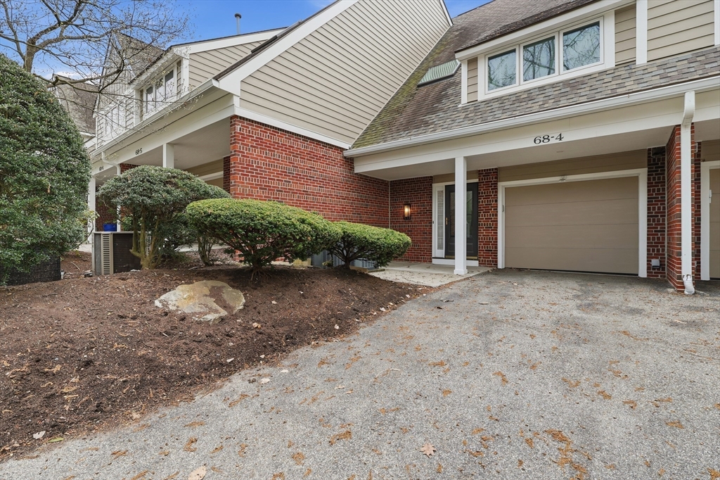 68 South Quinsigamond Avenue 4