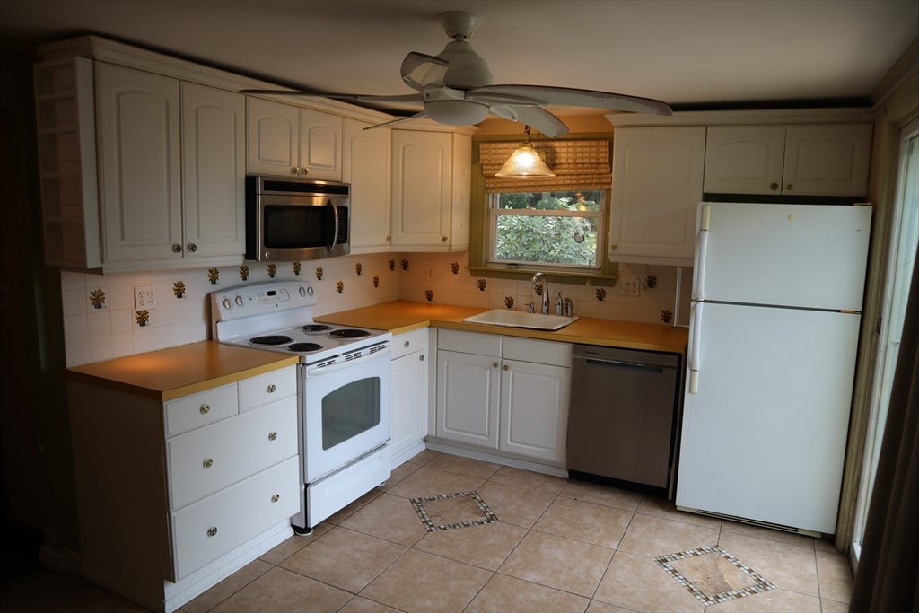 20 Eureka Ave, Swampscott, MA, 20 Eureka Ave, Swampscott, MA Photo #7