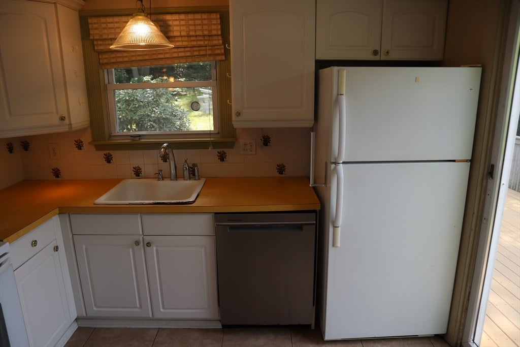 20 Eureka Ave, Swampscott, MA, 20 Eureka Ave, Swampscott, MA Photo #9