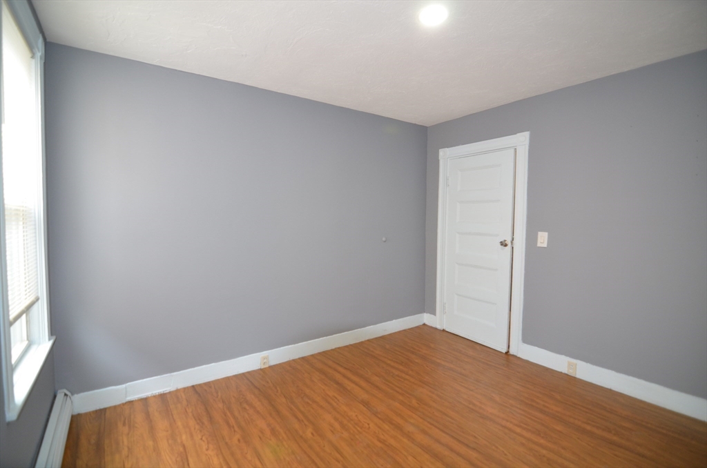 4 Pearl St #2, Somerville, MA Photo #7