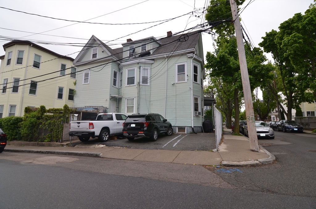 4 Pearl St #2, Somerville, MA Photo #13