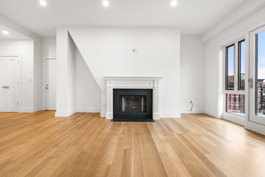 2 Clarendon St 510