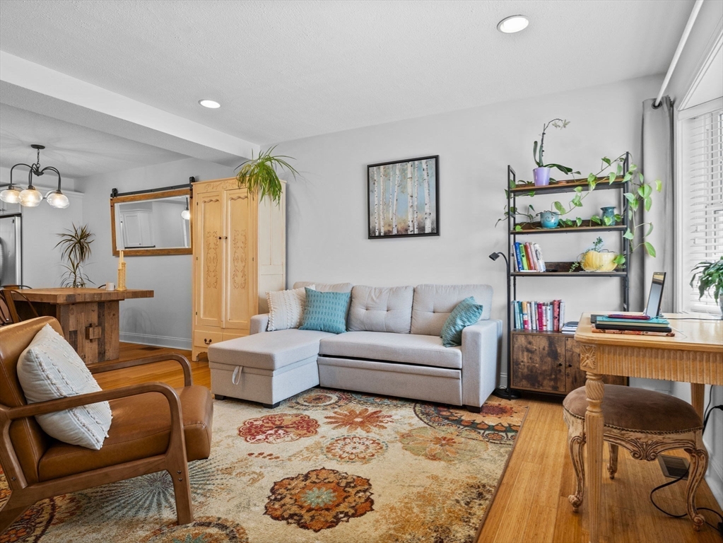 40 Brattle Street 14