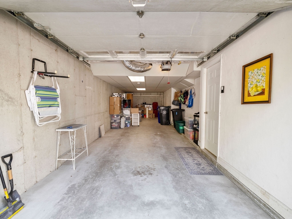 40 Brattle Street 14