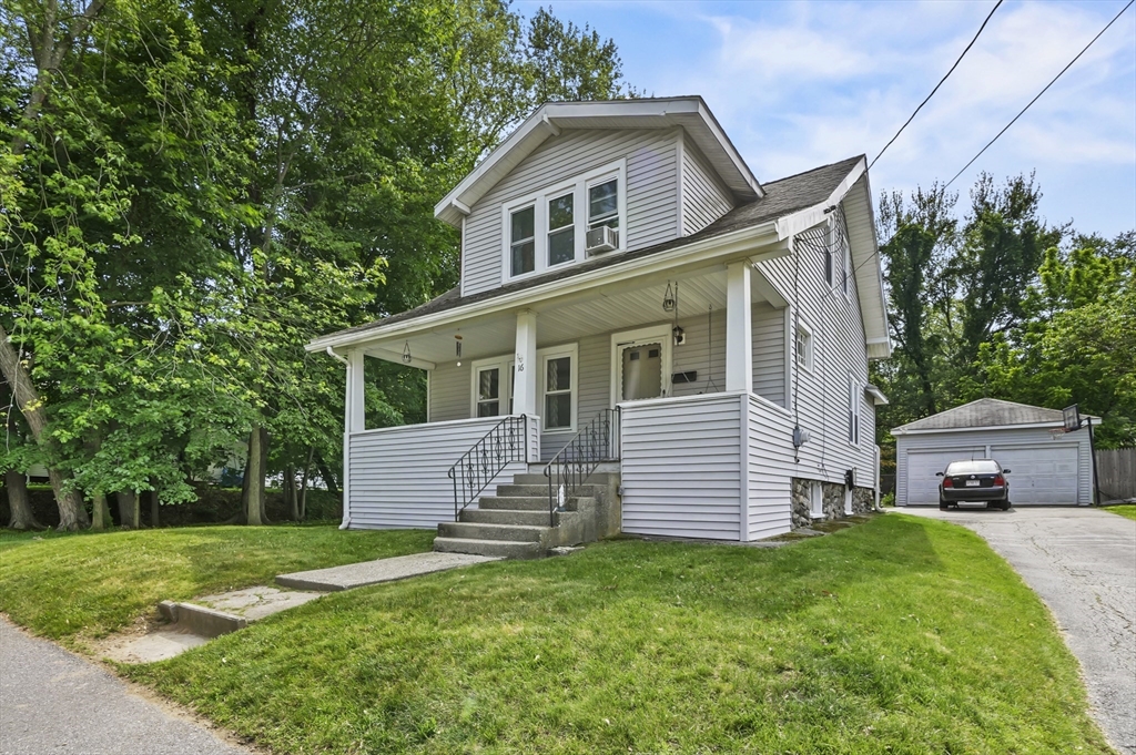 16 Boyce Street
