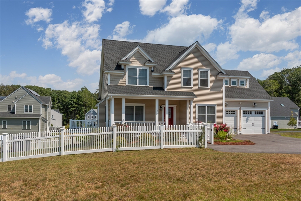 4 Curley Cir