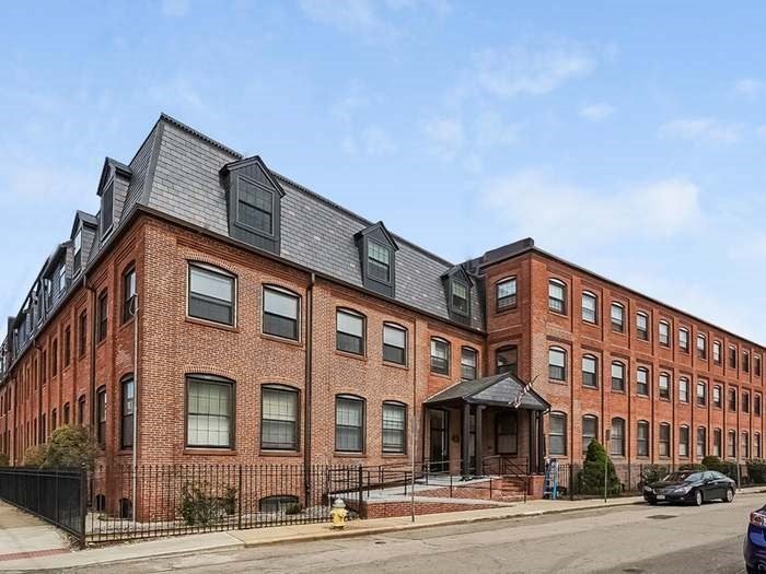 Photo of 10 Weston Ave, Quincy, MA
