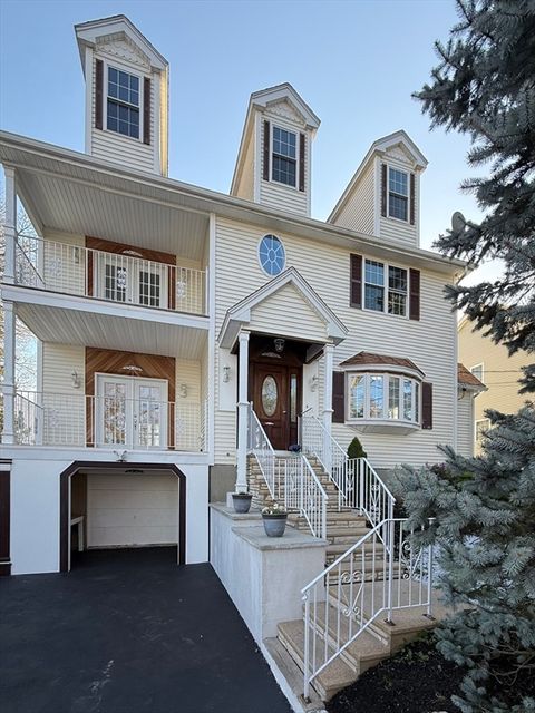 33 Lakeside Shrewsbury MA 01545