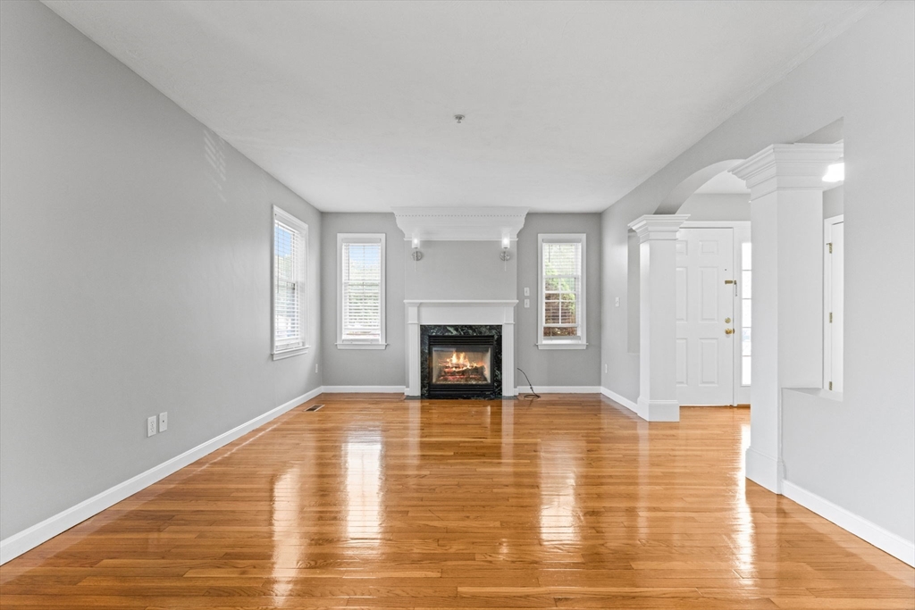 101 Regency Lane 101