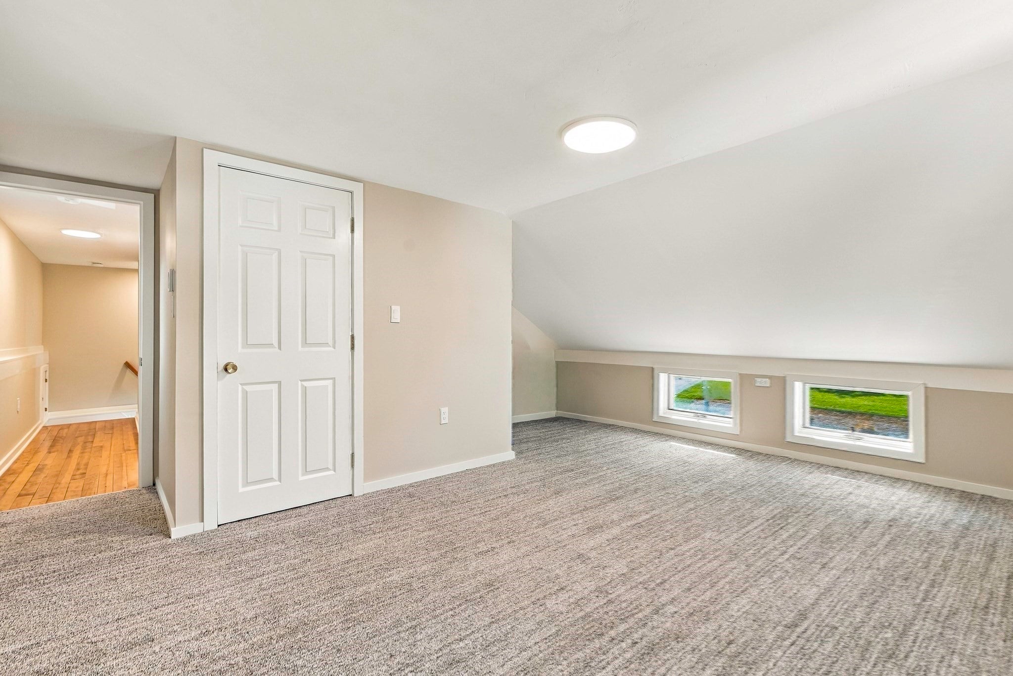 164 Central St, Auburn, MA Photo #33