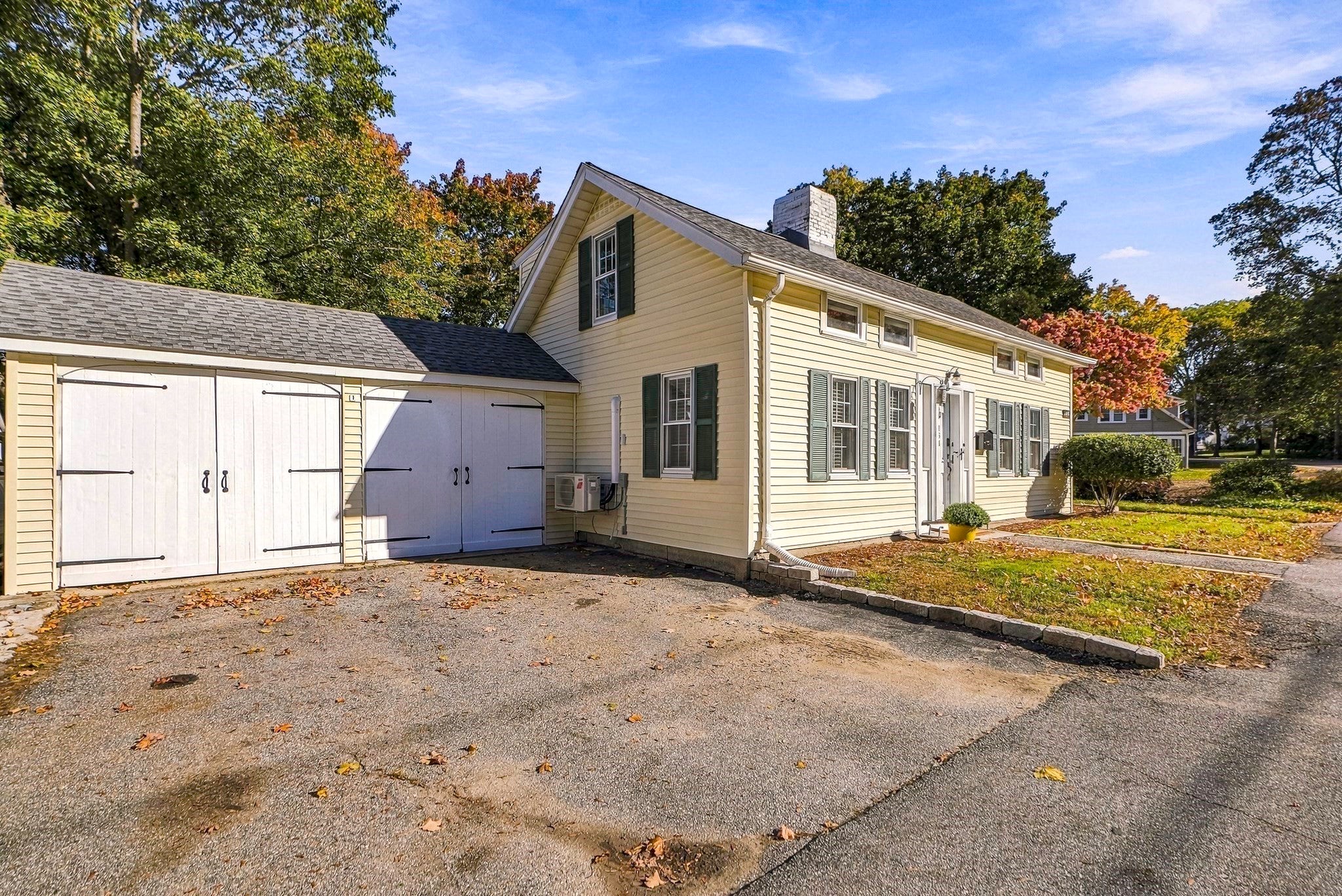 164 Central St