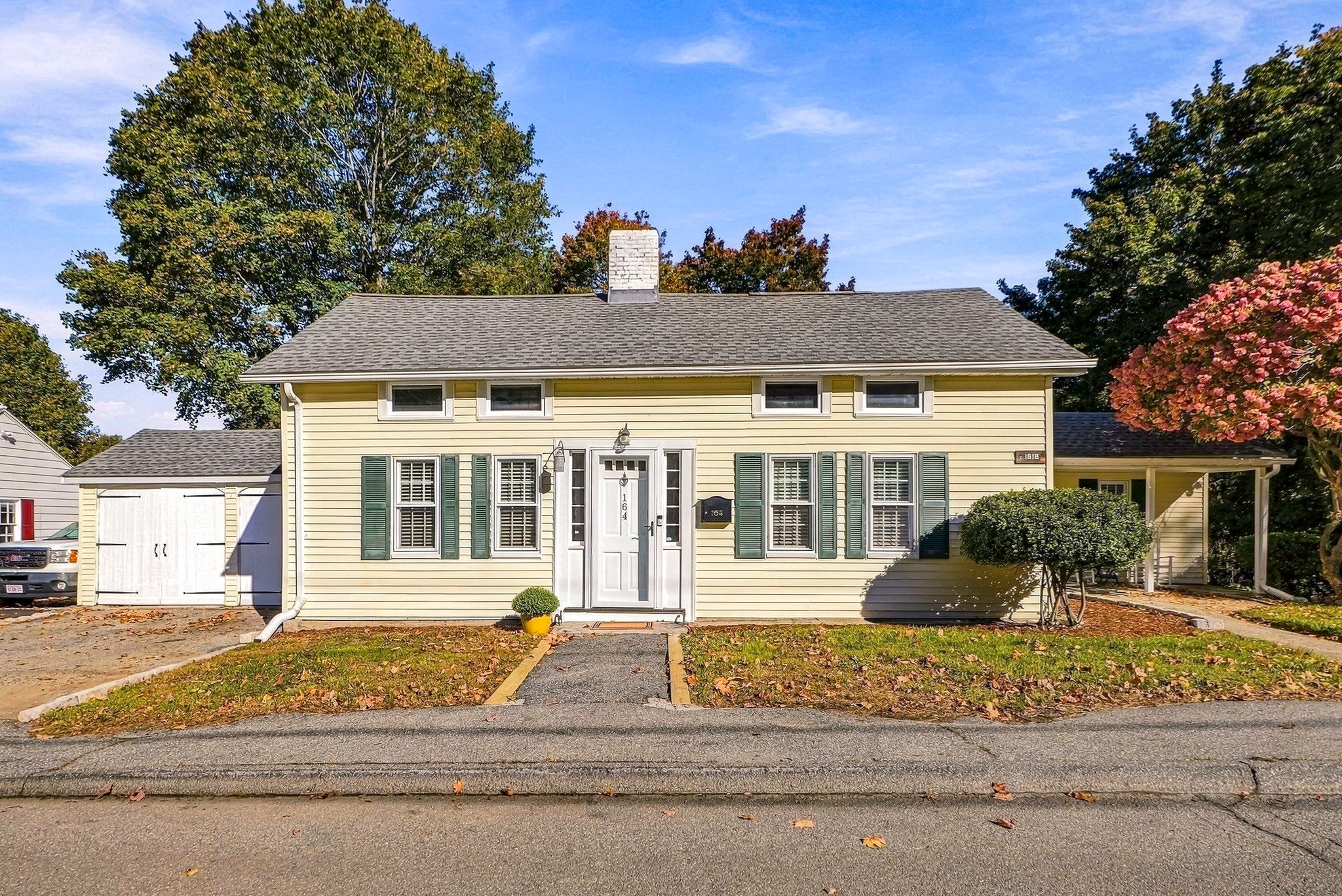 Photo of 164 Central St, Auburn, MA