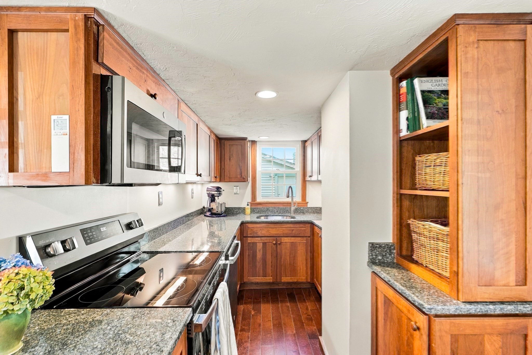164 Central St, Auburn, MA Photo #24