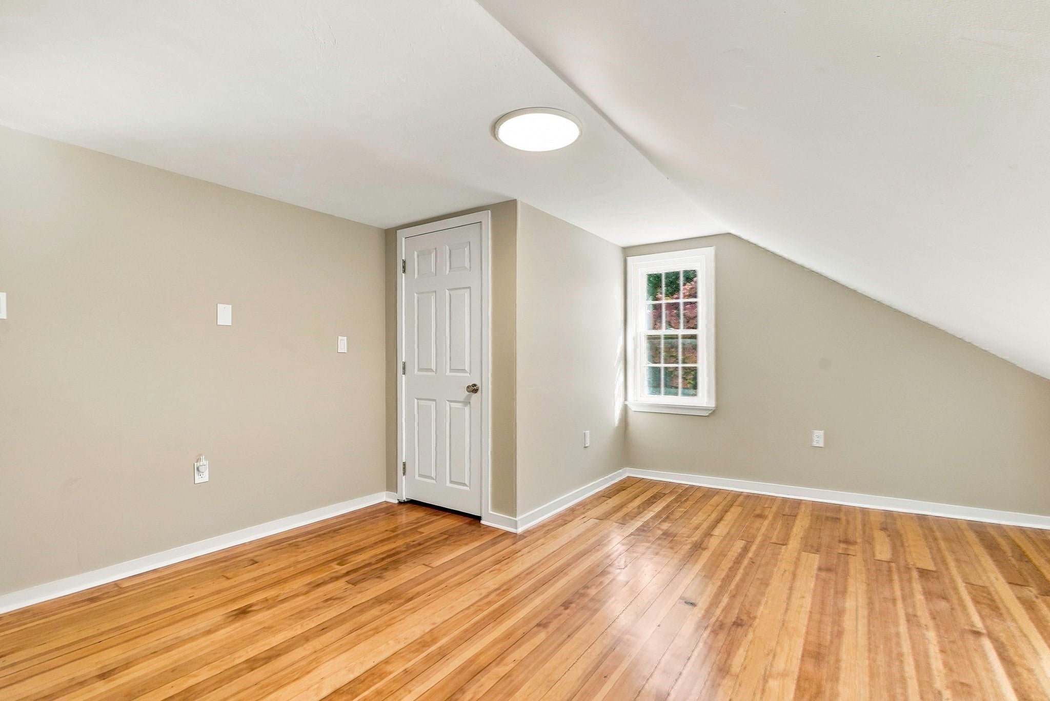 164 Central St, Auburn, MA Photo #37