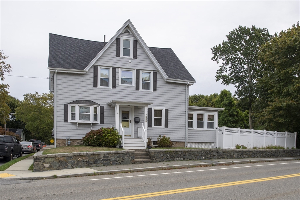 233 Adams St
