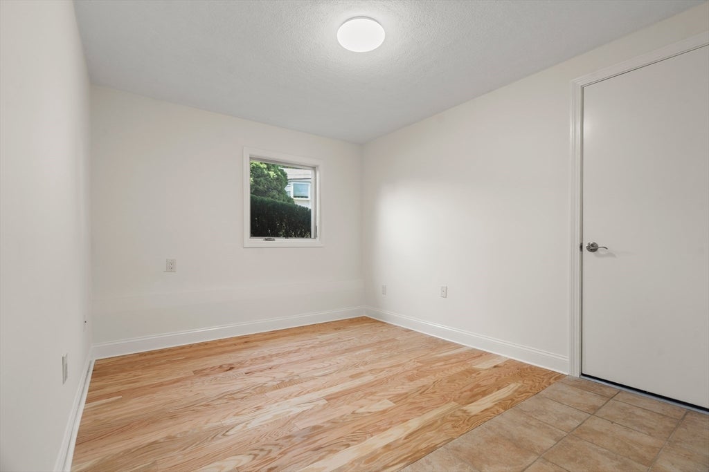 31 Phillips Cir, Waltham, MA, 31 Phillips Cir, Waltham, MA Photo #33