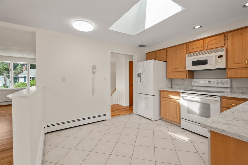 31 Phillips Cir, Waltham, MA, 31 Phillips Cir, Waltham, MA Photo #17