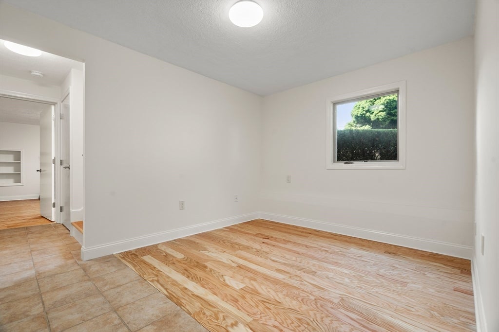 31 Phillips Cir, Waltham, MA, 31 Phillips Cir, Waltham, MA Photo #34
