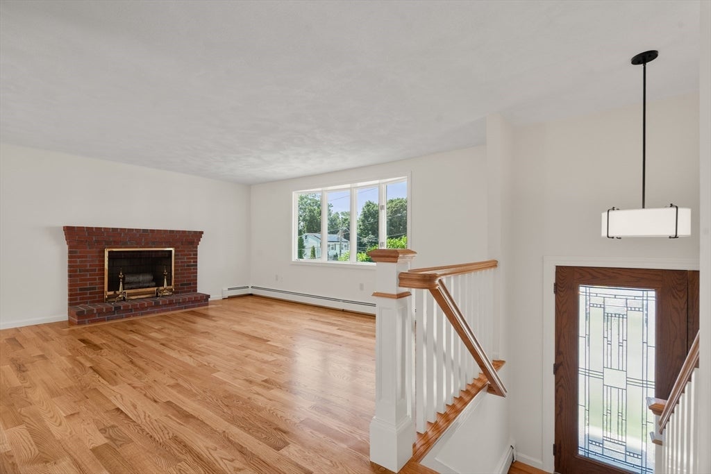 31 Phillips Cir, Waltham, MA, 31 Phillips Cir, Waltham, MA Photo #9