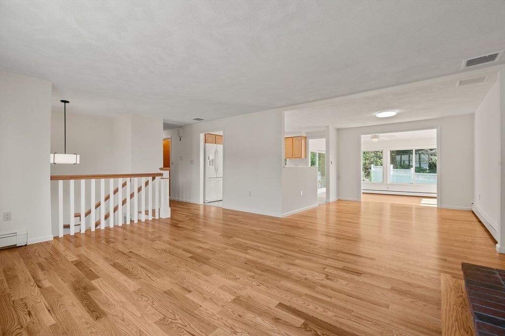 31 Phillips Cir, Waltham, MA, 31 Phillips Cir, Waltham, MA Photo #11
