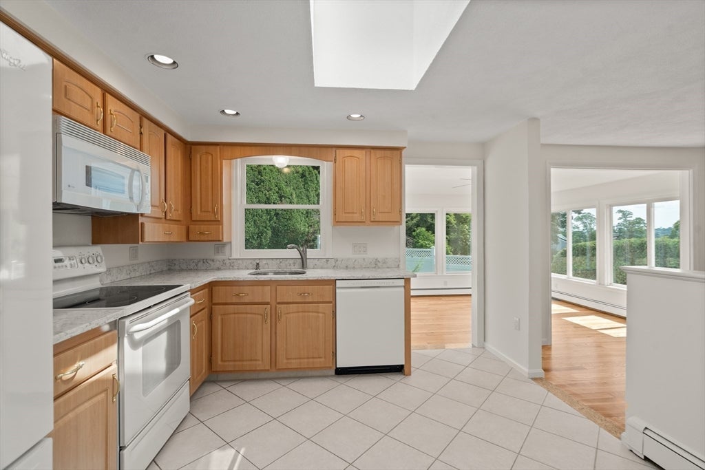 31 Phillips Cir, Waltham, MA, 31 Phillips Cir, Waltham, MA Photo #16